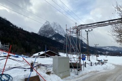 Gabelbrücke vom TV Compound zur Strecke